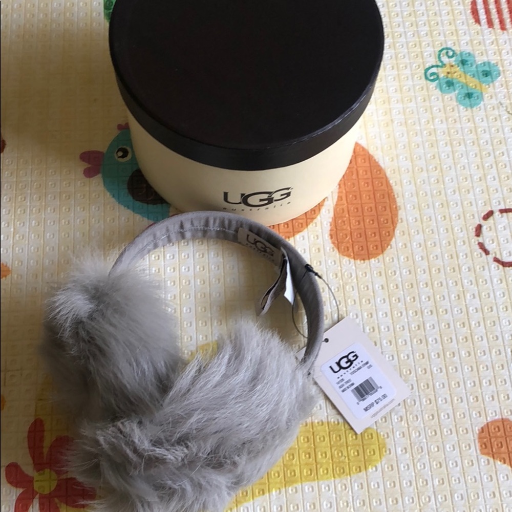 New，UGG Ash ear warmer，real fur leather